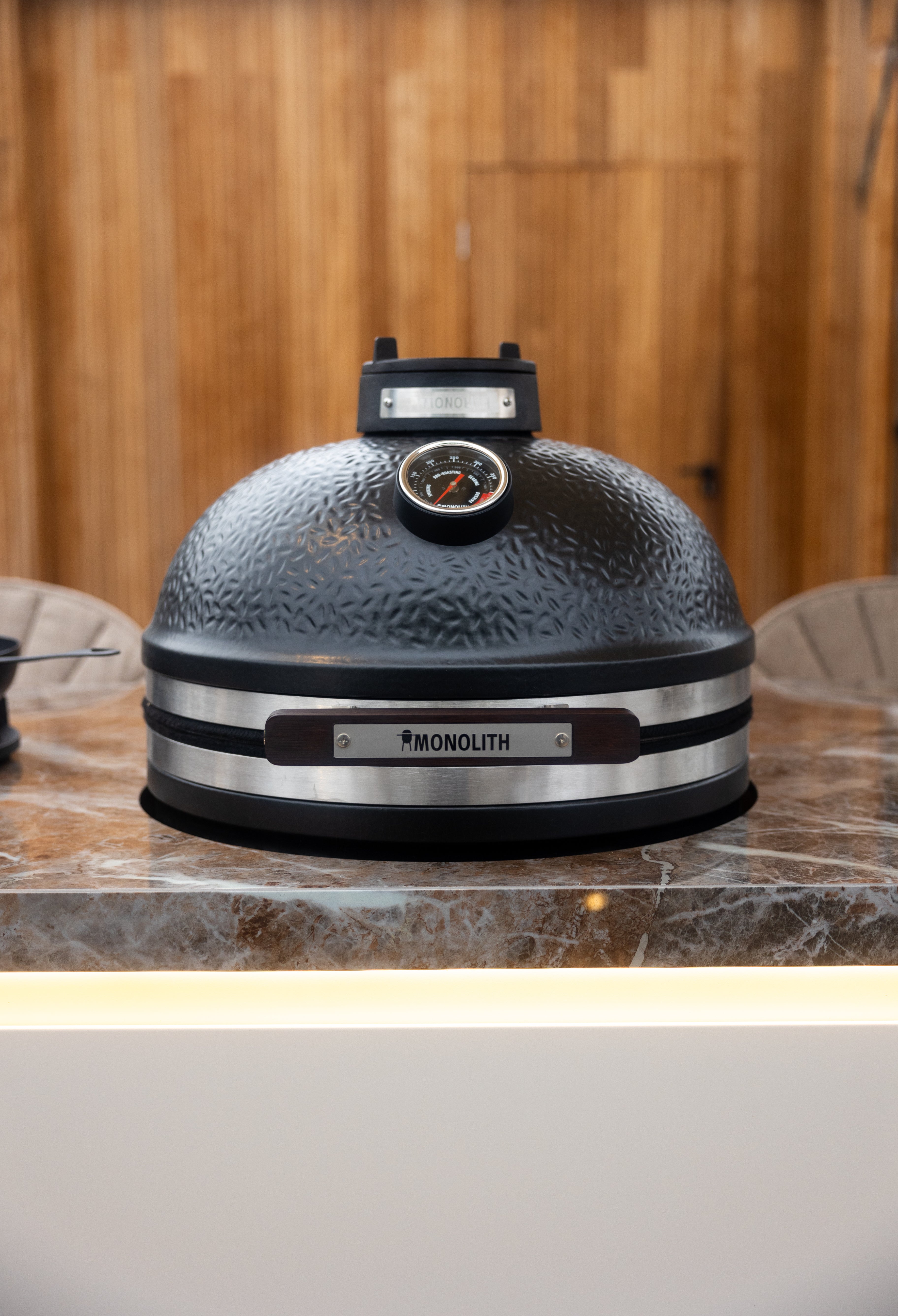 Buitenkeuken met kamado_Roostr